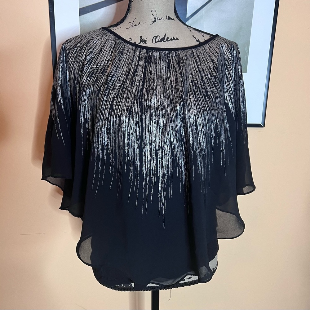 💚Alyx poncho over top